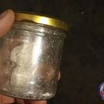 Jelcz-Laskowice: Narkotyki w słoiku? Mieszkaniec Jelcza w rękach policji